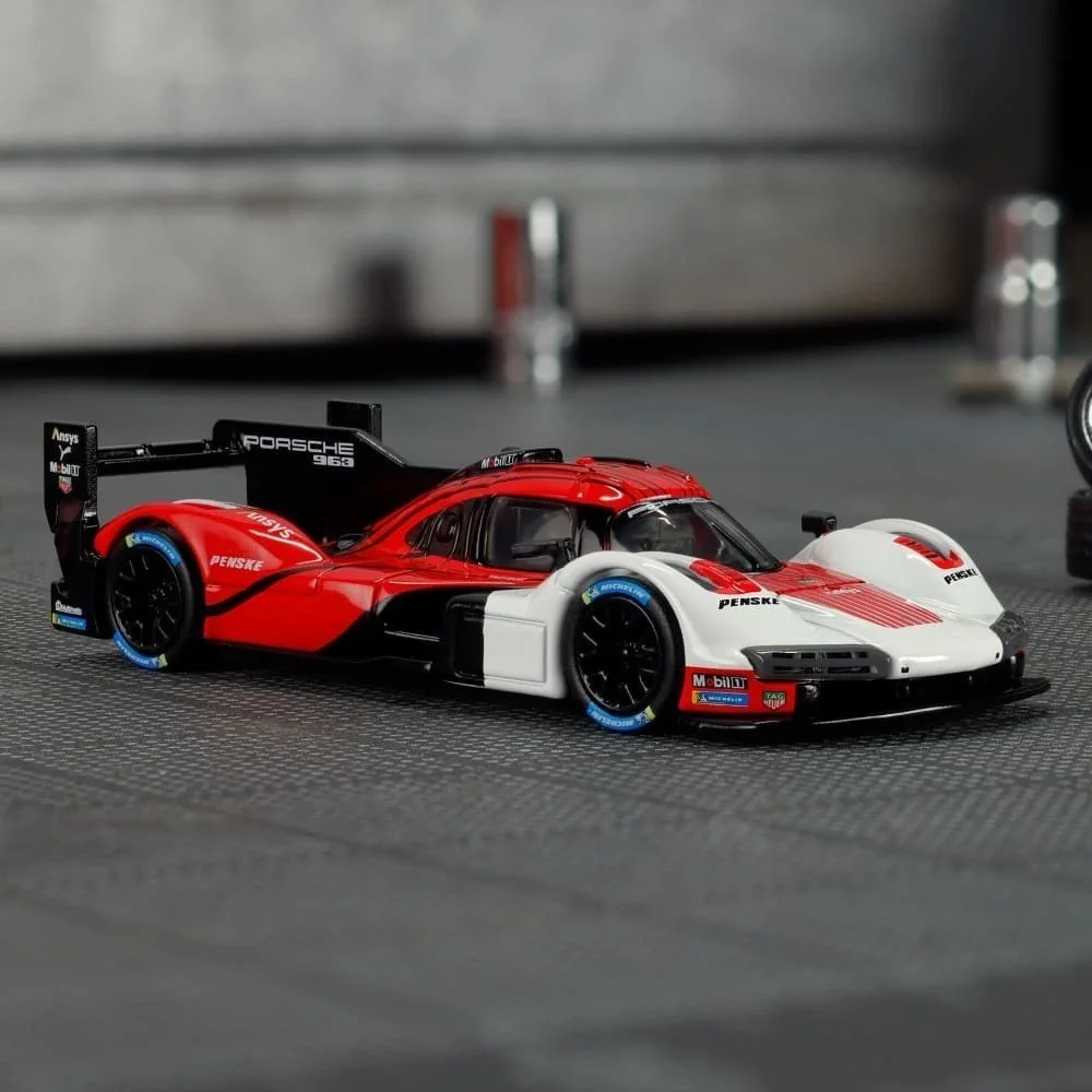 Hot Wheels Elite 64 #17 Porsche 963 Penske Racing JCP46 (NIB)
